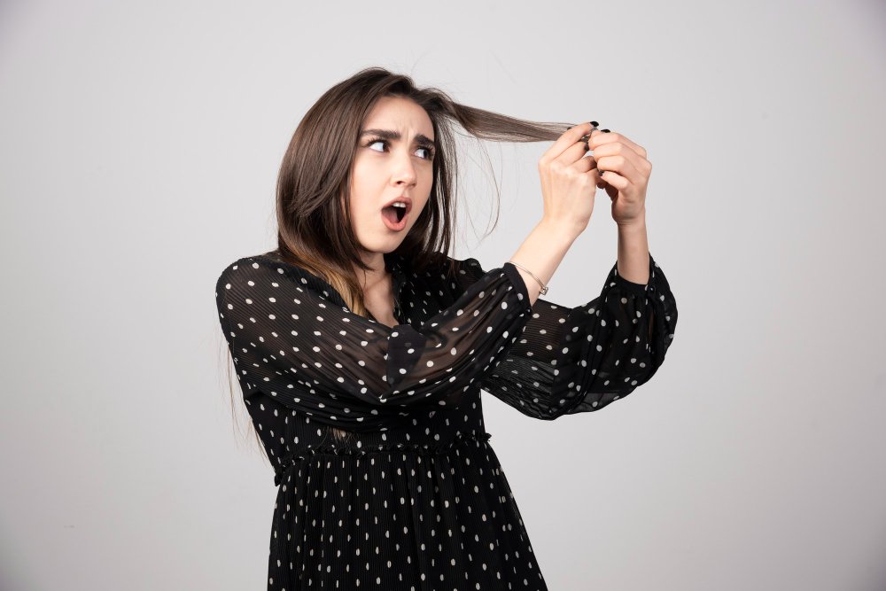 5 Everyday Habits That Might Be Slowing Down Your Hair Growth