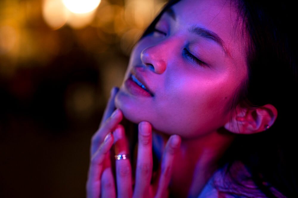Easily Hydrate Your Skin at Night With These Natural Ingredients